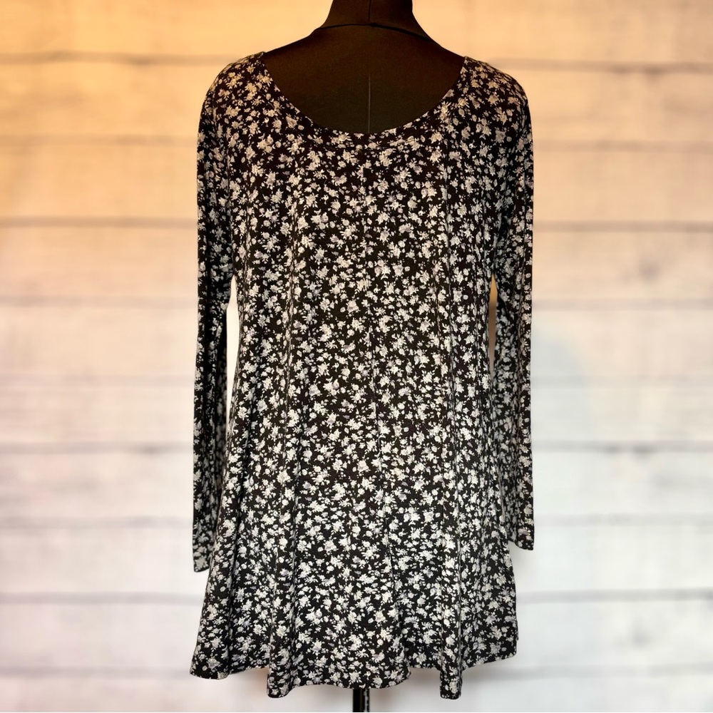 M/L Floral Black and White Women's Mini Dress